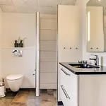 Three-bedroom In Henne