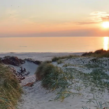 In Henne With Kitchen Holiday home Henne Strand