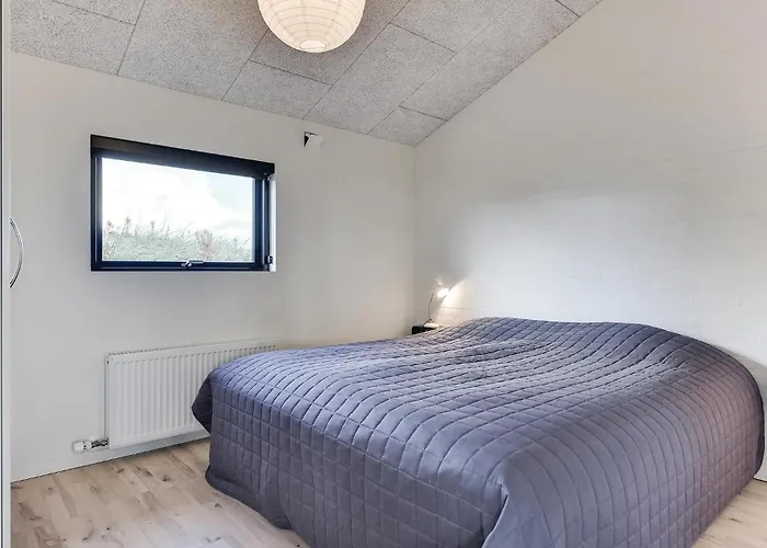 Casa de Férias Three-bedroom In Henne Henne Strand