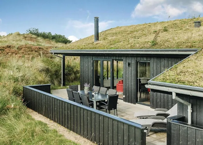 Casa de Férias Three-bedroom In Henne