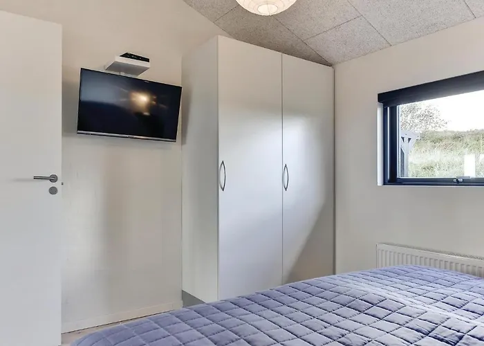 Casa de Férias Three-bedroom In Henne