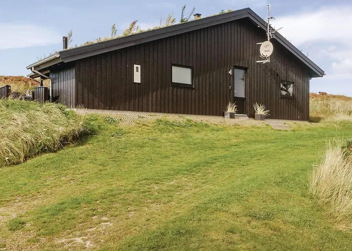 Three-bedroom In Henne *